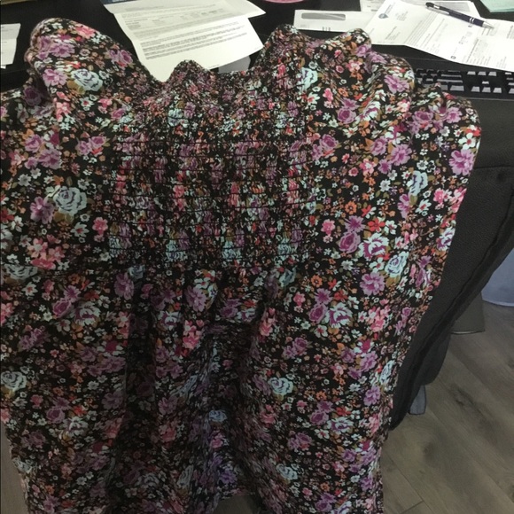 Romper - Picture 2 of 3